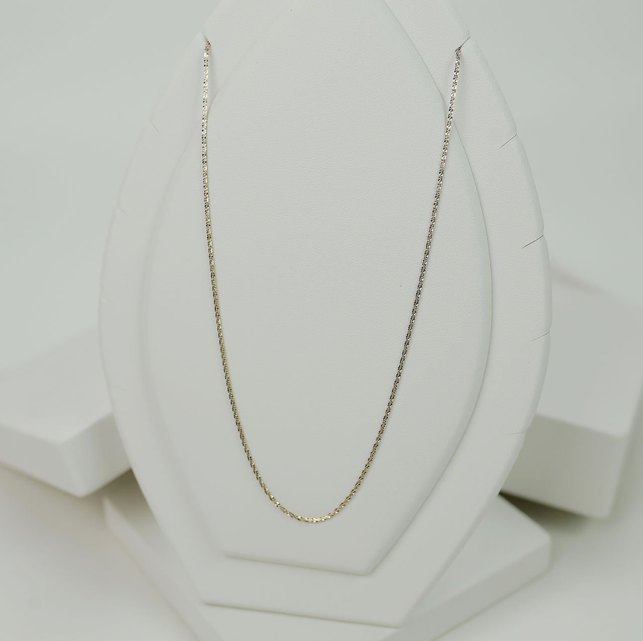 Linea Chain, Solid 14k gold