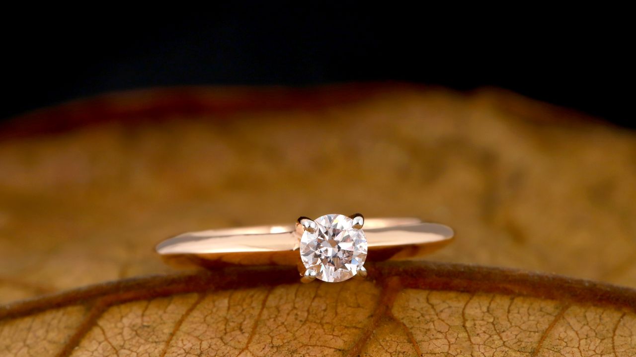 Solene Solitaire, 18k yellow gold, 0.5ct diamond